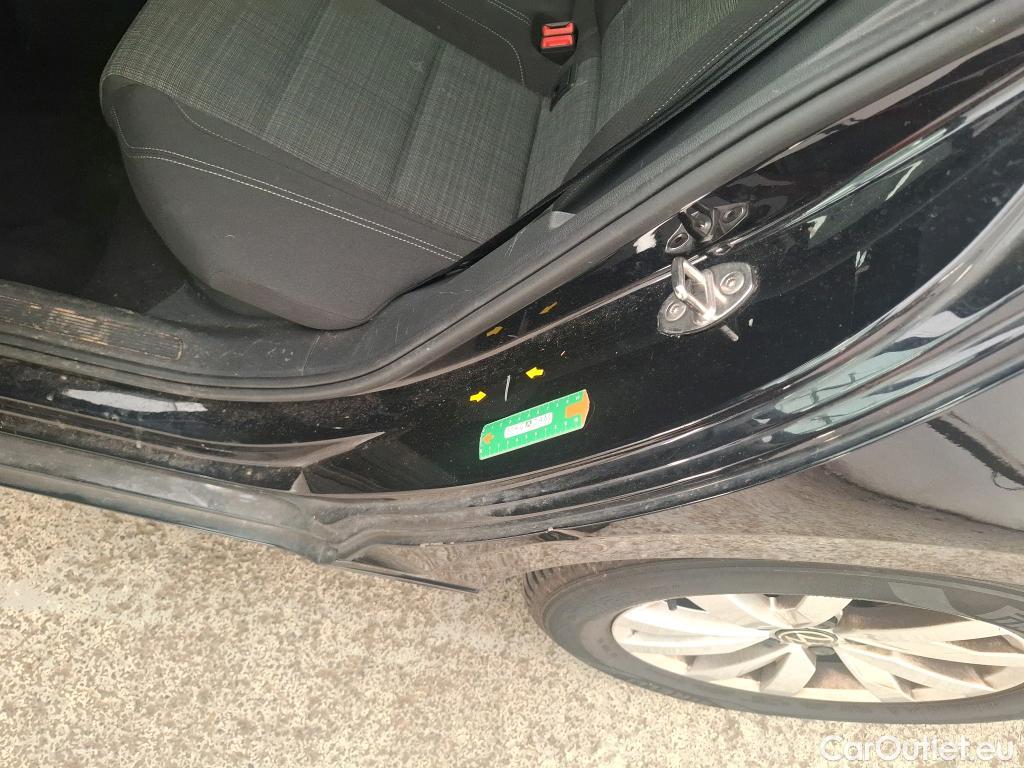  Volkswagen  Passat  Berline Business 2.0 TDI 120CV BVA7 E6d #26