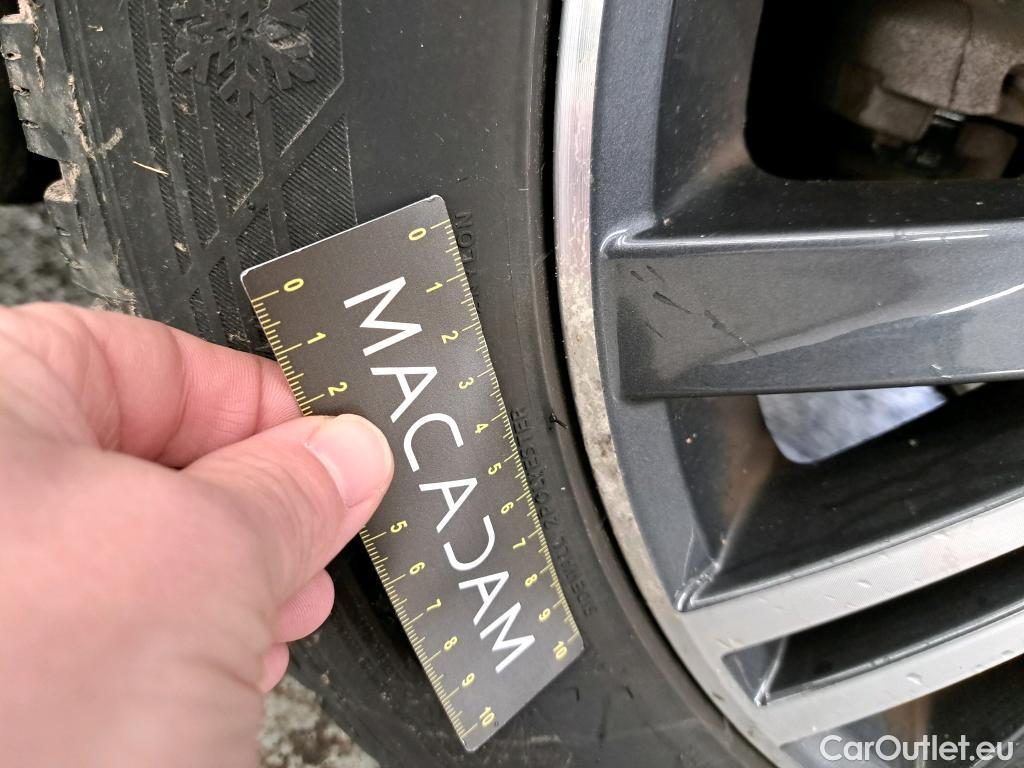  Volkswagen  Tiguan VOLKSWAGEN  Allspace / 2017 / 5P / SUV 1.5 TSI 150 EVO DSG7 Carat Exclusive #13