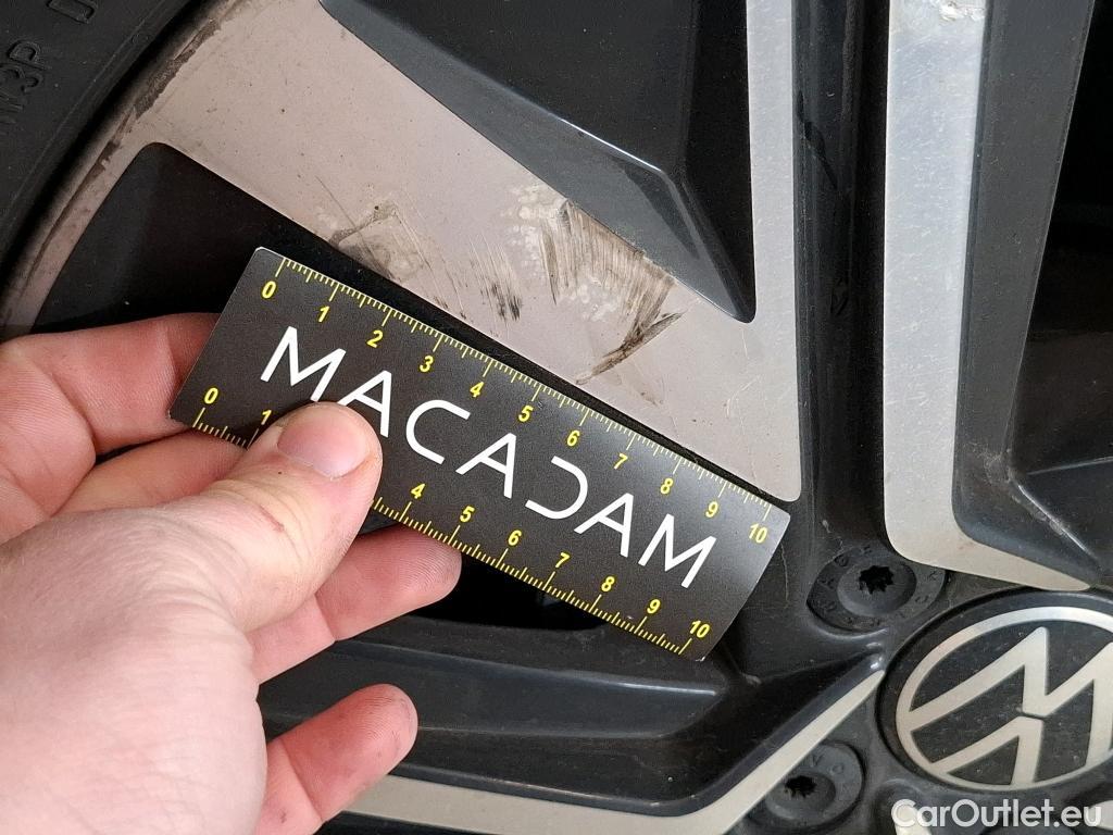  Volkswagen  Touran VOLKSWAGEN  / 2015 / 5P / monospace 1.5 TSI EVO DSG7 Carat 7 places #25