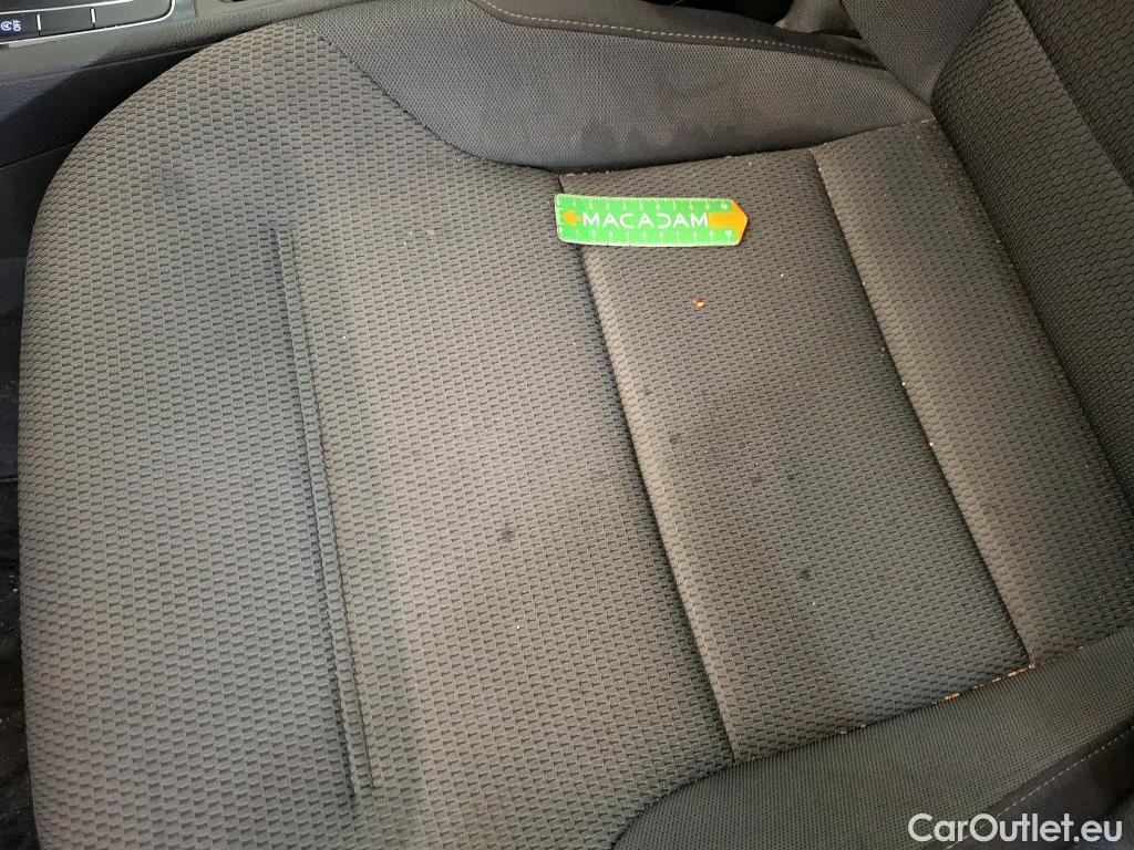  Volkswagen  Golf  VII Berline Comfortline BMT/Start-Stopp 1.0 TSI 110CV BVA7 E6 #85