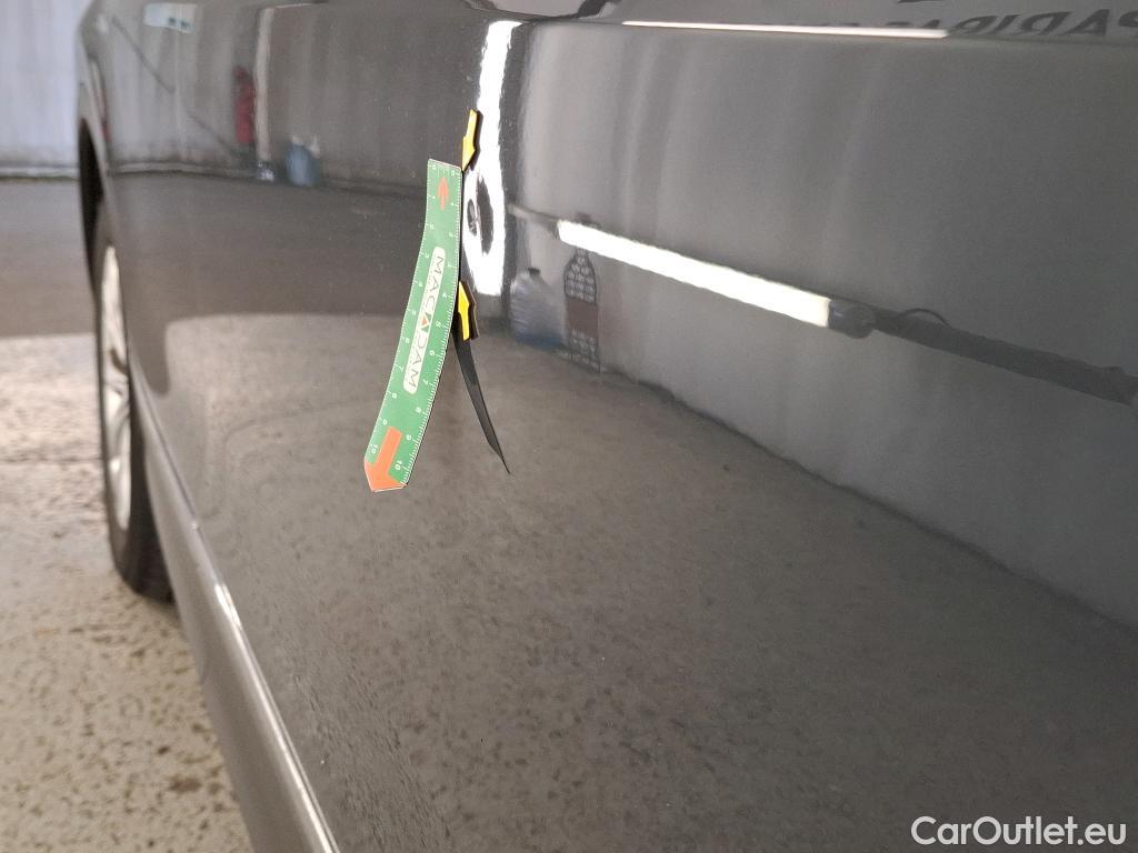  Volkswagen  Tiguan VOLKSWAGEN  / 2020 / 5P / SUV 1.5 TSI 150 DSG7 LIFE PLUS #4