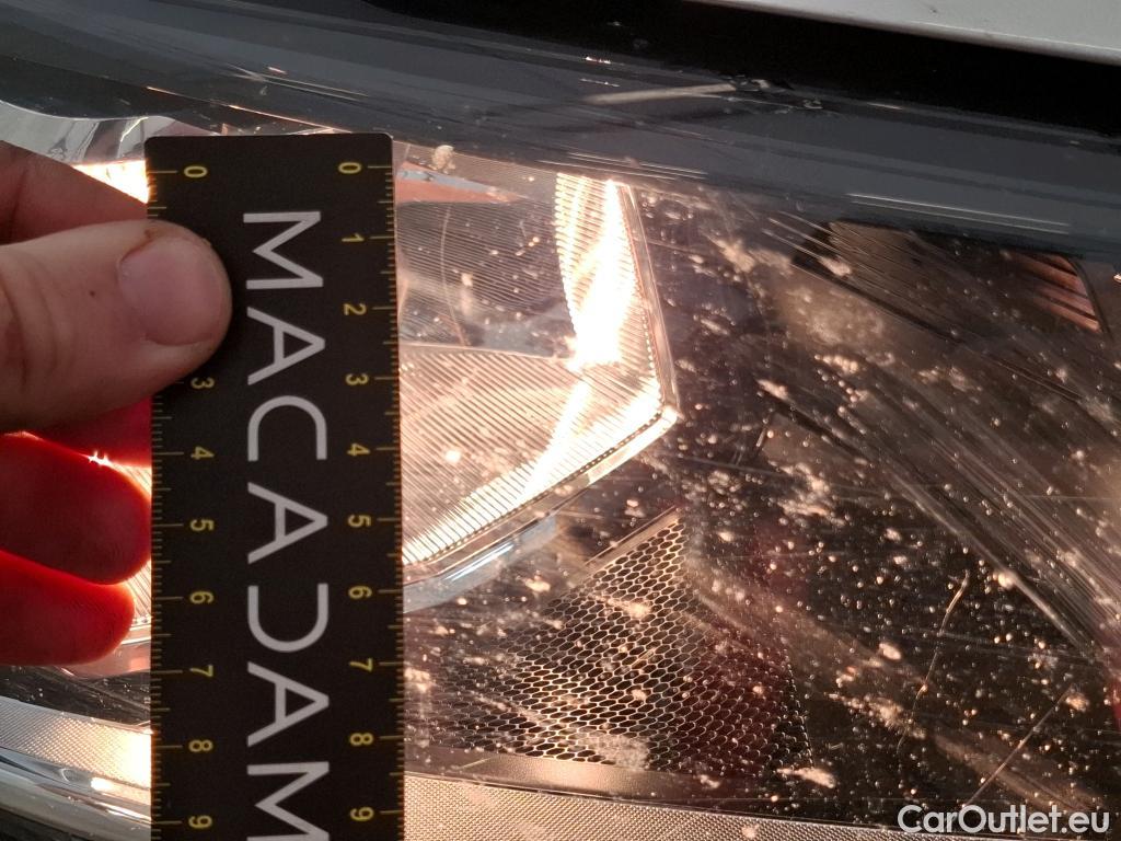  Volkswagen  Touran VOLKSWAGEN  / 2015 / 5P / monospace 1.5 TSI EVO DSG7 Carat 7 places #63