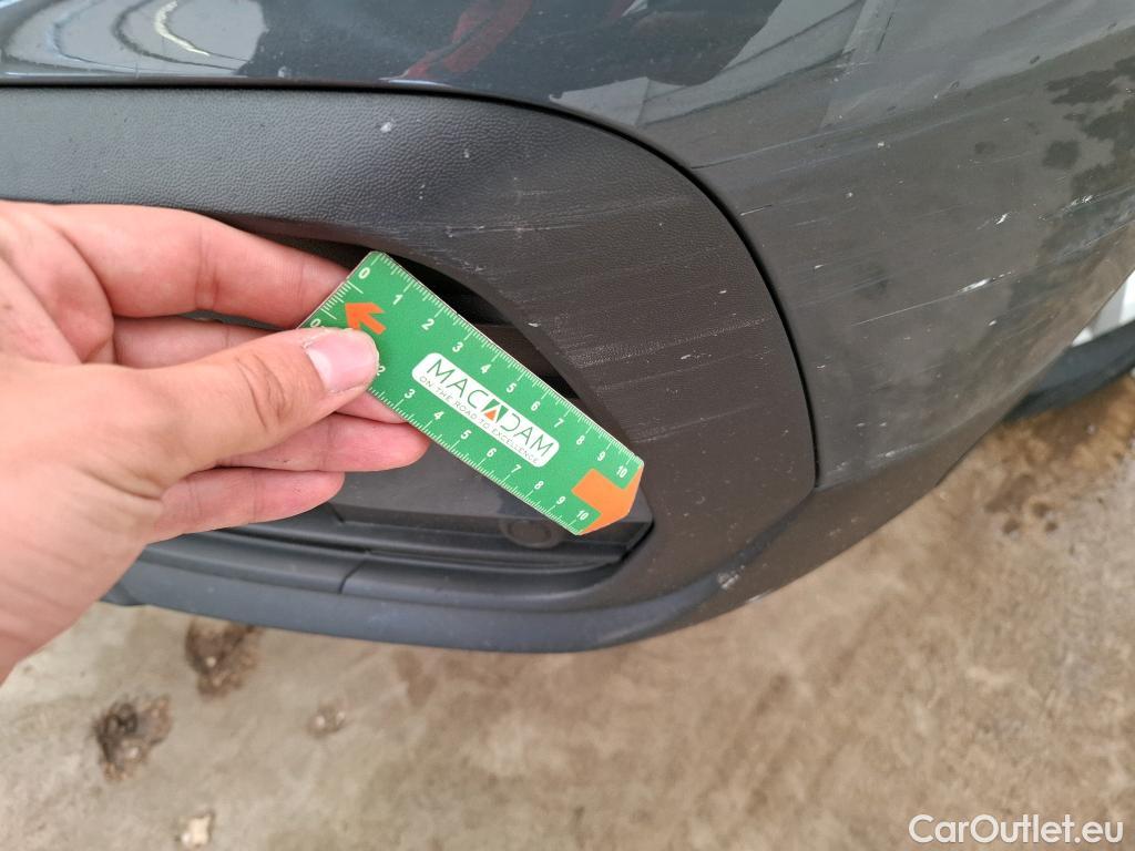  Volkswagen  Tiguan VOLKSWAGEN  / 2020 / 5P / SUV 2.0 TDI 150 DSG7 Life Business (Ex 205T) #24