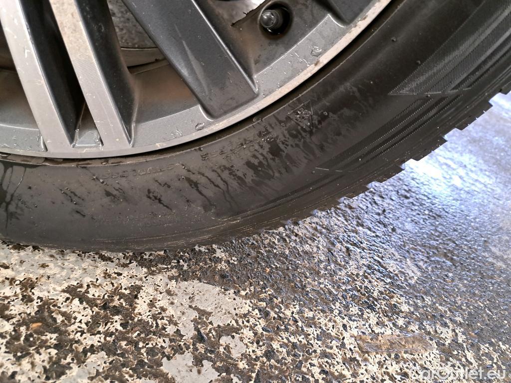  Volkswagen  Tiguan VOLKSWAGEN  Allspace / 2017 / 5P / SUV 1.5 TSI 150 EVO DSG7 Carat Exclusive #25