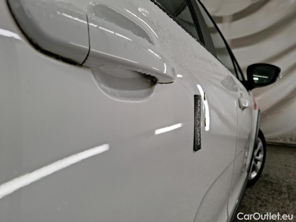  Citroen  C3  Société Feel 1.5 BlueHDI 100CV BVM5 E6dT #9