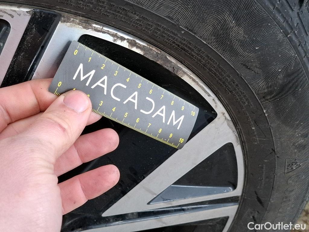  Volkswagen  Touran VOLKSWAGEN  / 2015 / 5P / monospace 1.5 TSI EVO DSG7 Carat 7 places #28