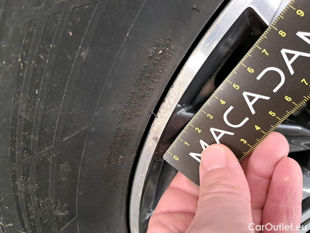  Volkswagen  Tiguan VOLKSWAGEN  Allspace / 2017 / 5P / SUV 1.5 TSI 150 EVO DSG7 Carat Exclusive #12