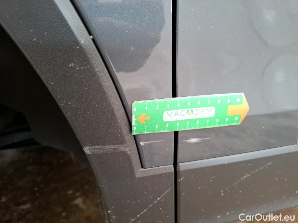  Volkswagen  Tiguan VOLKSWAGEN  / 2020 / 5P / SUV 2.0 TDI 150 DSG7 Life Business (Ex 205T) #16