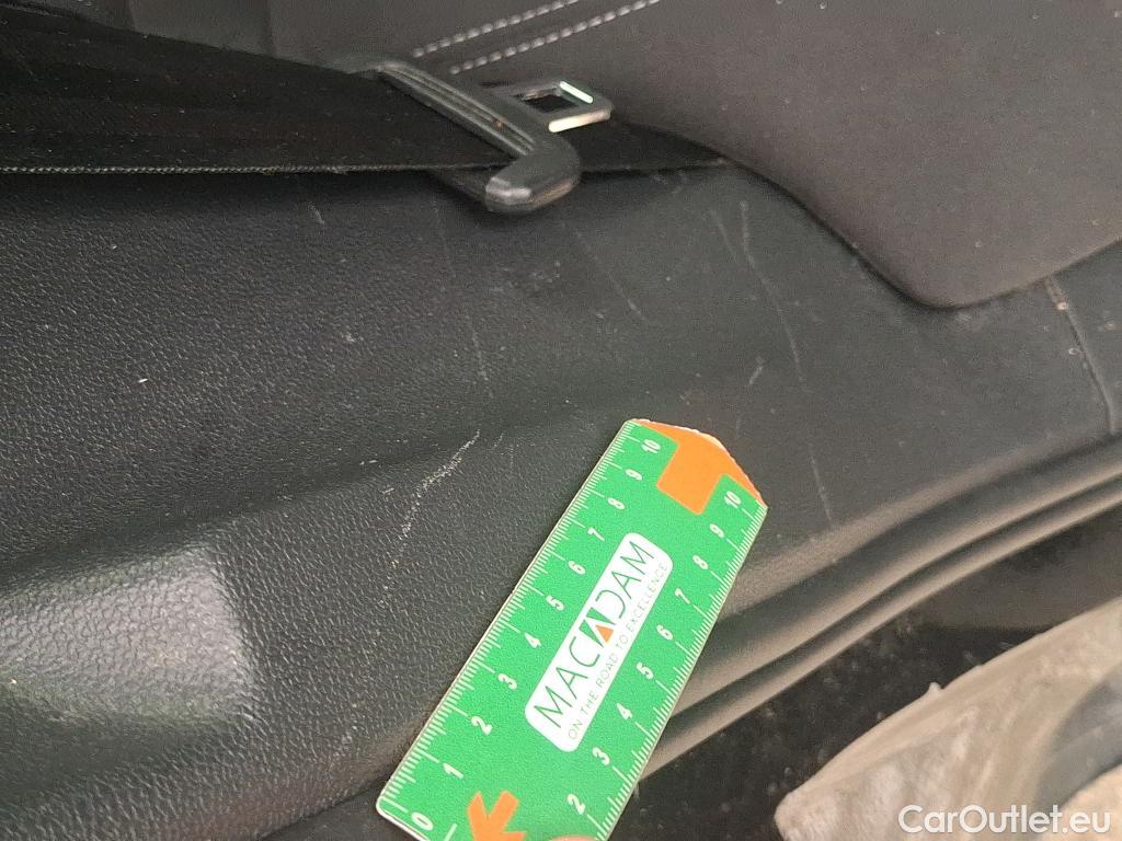  Volkswagen  Passat  Berline Business 2.0 TDI 120CV BVA7 E6d #39