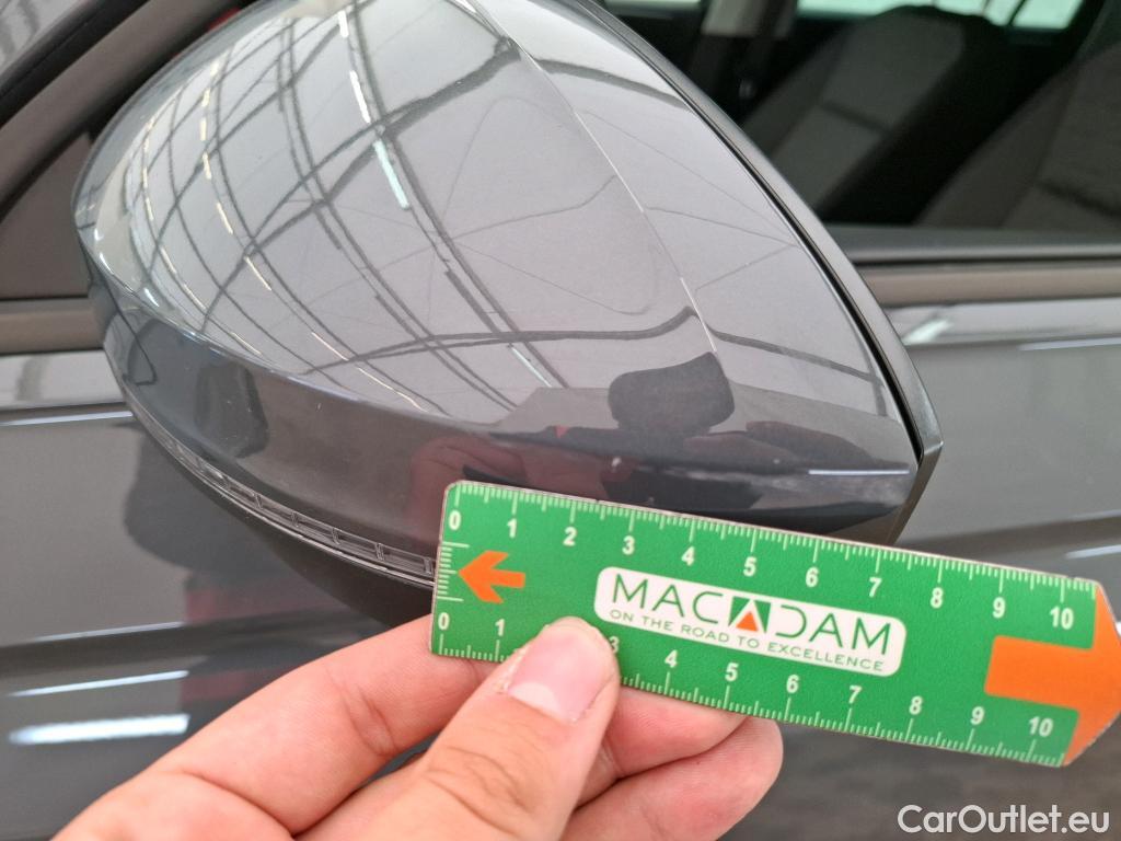  Volkswagen  Tiguan VOLKSWAGEN  / 2020 / 5P / SUV 2.0 TDI 150 DSG7 Life Business (Ex 205T) #20