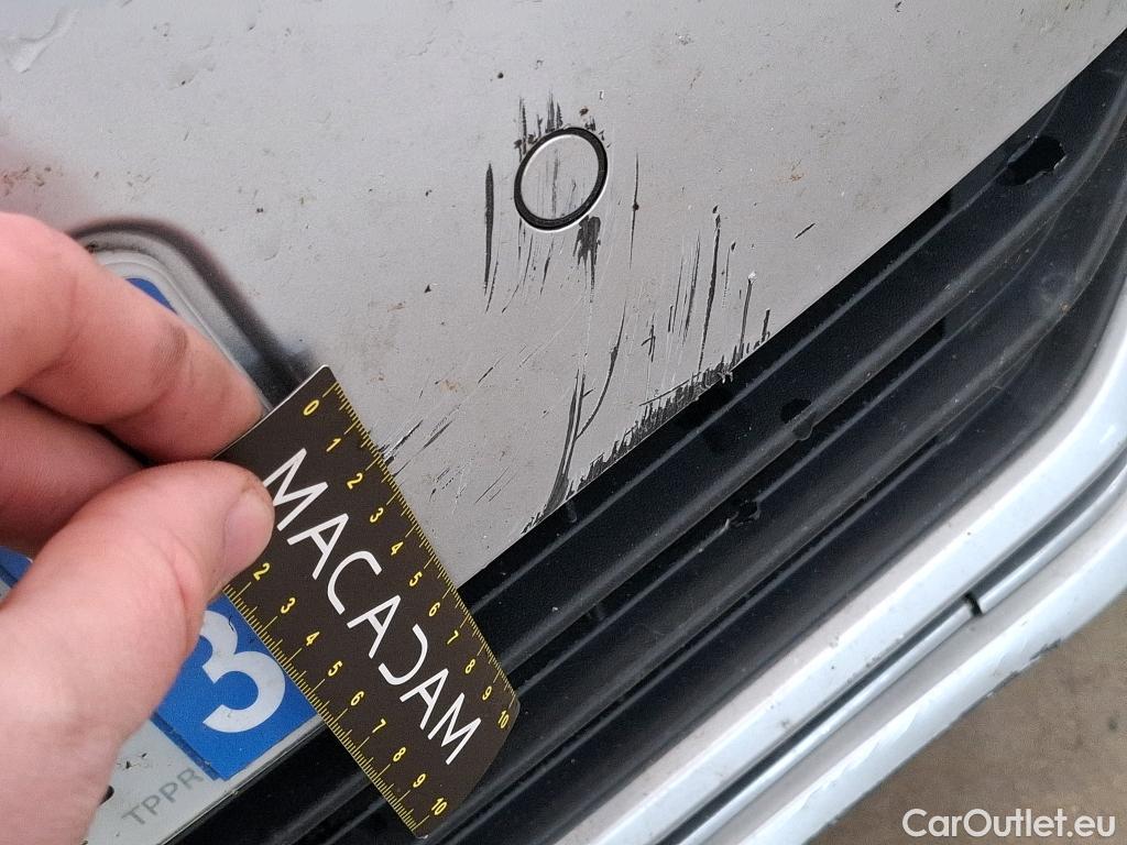  Volkswagen  Touran VOLKSWAGEN  / 2015 / 5P / monospace 1.5 TSI EVO DSG7 Carat 7 places #6