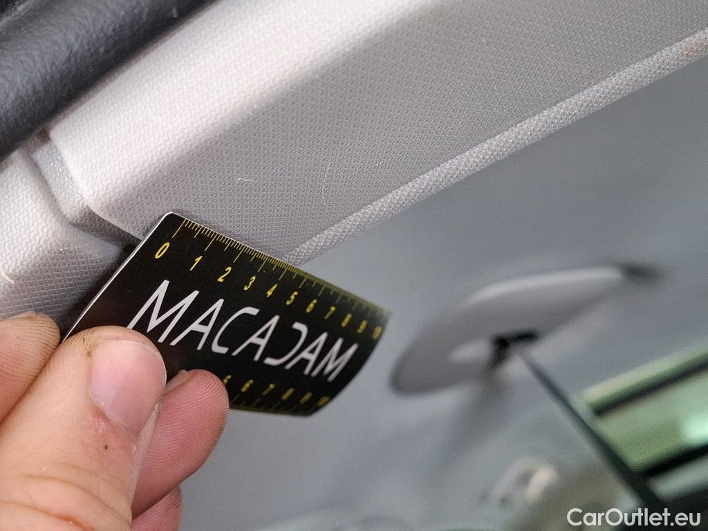  Volkswagen  Touran VOLKSWAGEN  / 2015 / 5P / monospace 1.5 TSI EVO DSG7 Carat 7 places #53