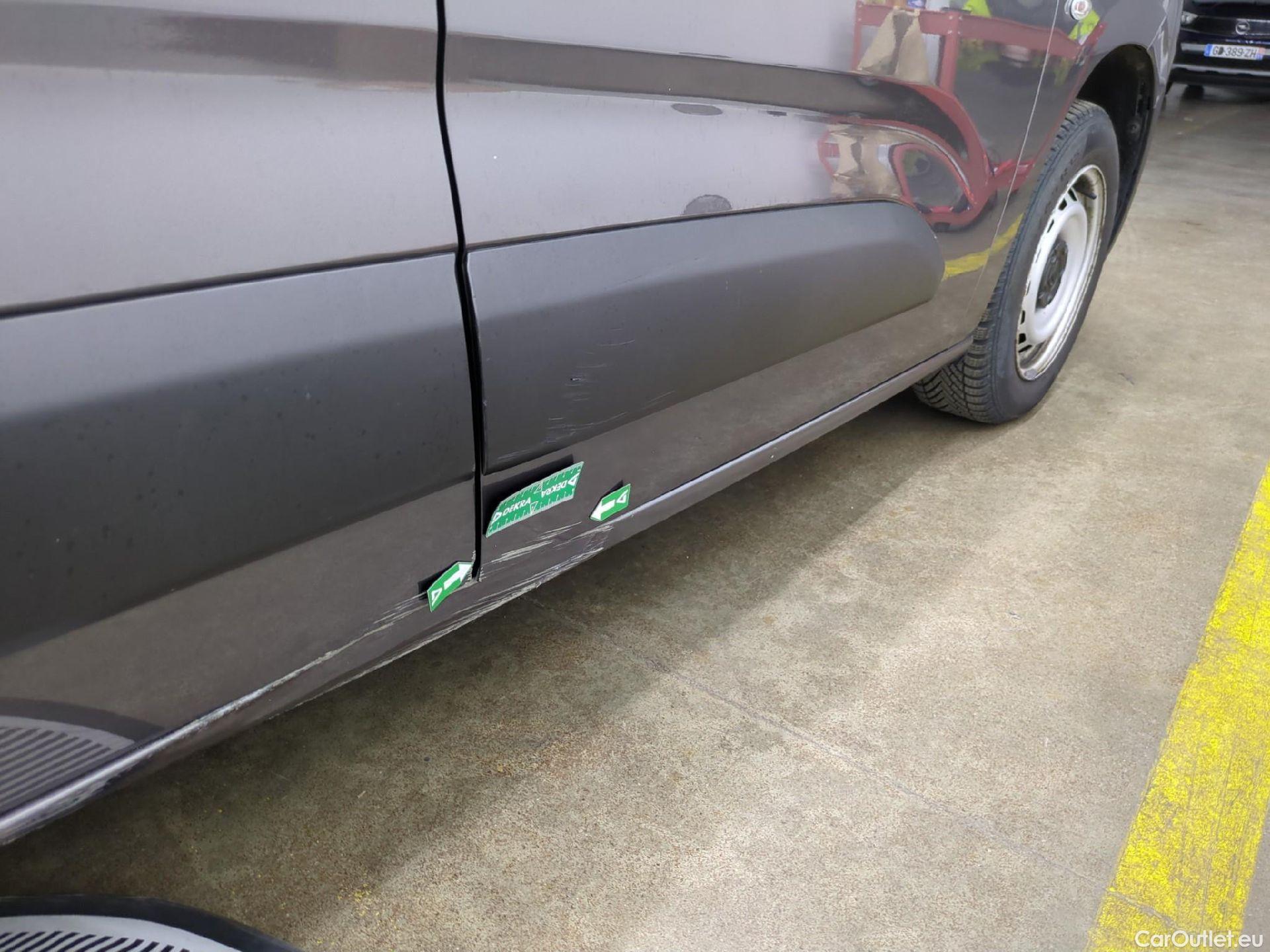  Citroen  Berlingo CITROEN  Van / 2018 / 4P / Fourgonnette M 650kg PT 110 S&S BVM Driver Connect #31