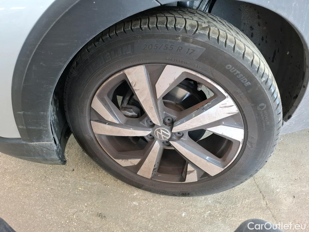  Volkswagen  Taigo  Style 1.0 TSI 110CV BVA7 E6d #27