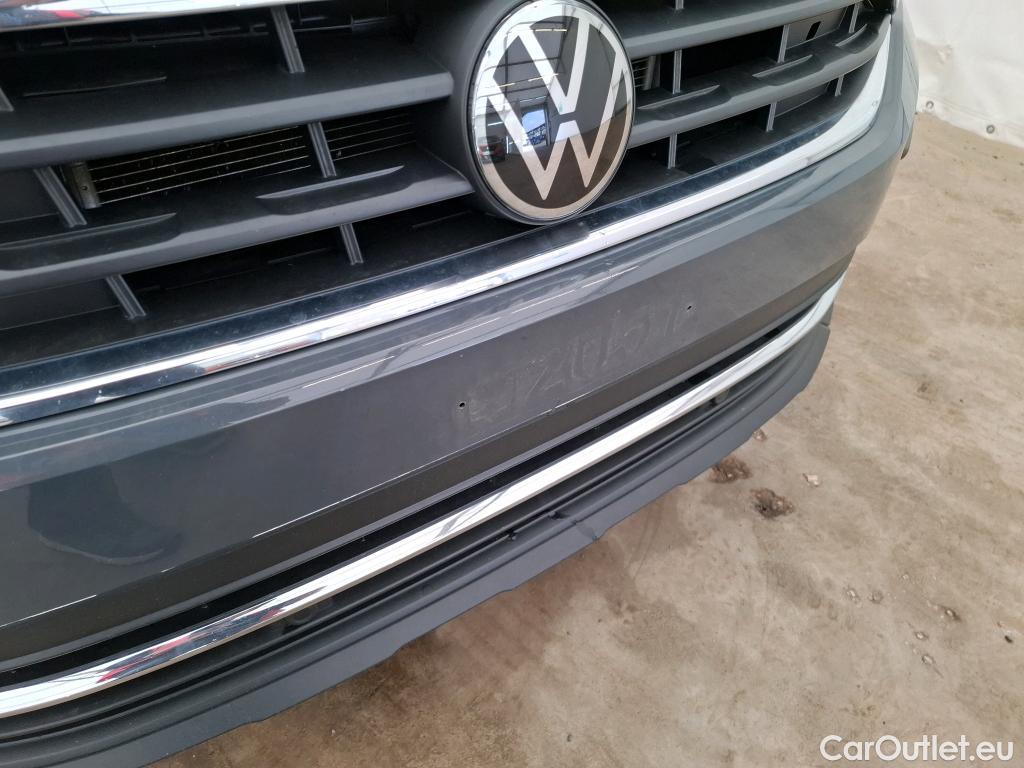  Volkswagen  Tiguan VOLKSWAGEN  / 2020 / 5P / SUV 2.0 TDI 150 DSG7 Life Business (Ex 205T) #10
