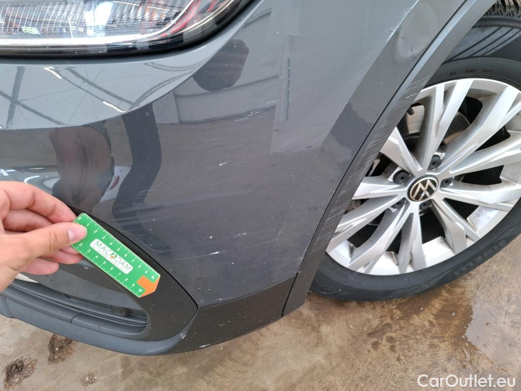  Volkswagen  Tiguan VOLKSWAGEN  / 2020 / 5P / SUV 2.0 TDI 150 DSG7 Life Business (Ex 205T) #22