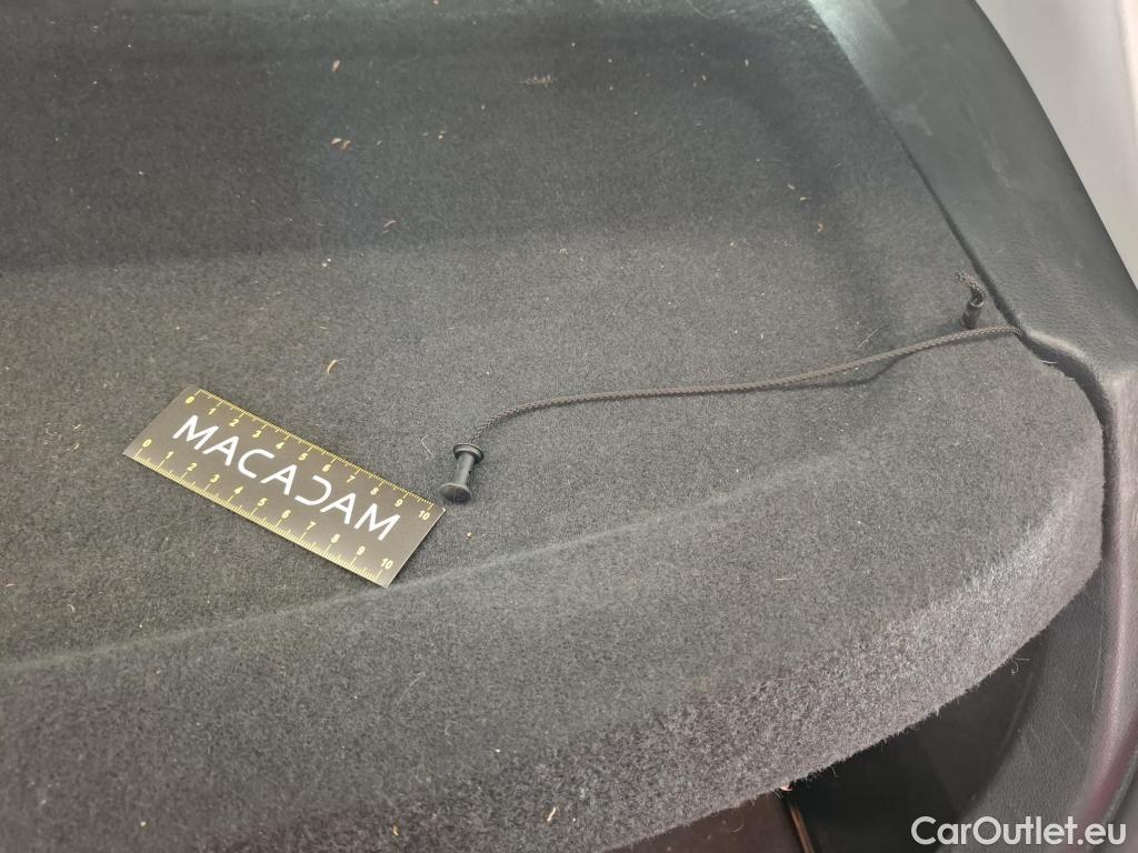  Volkswagen  Golf  VII Berline Comfortline BMT/Start-Stopp 1.0 TSI 110CV BVA7 E6 #84