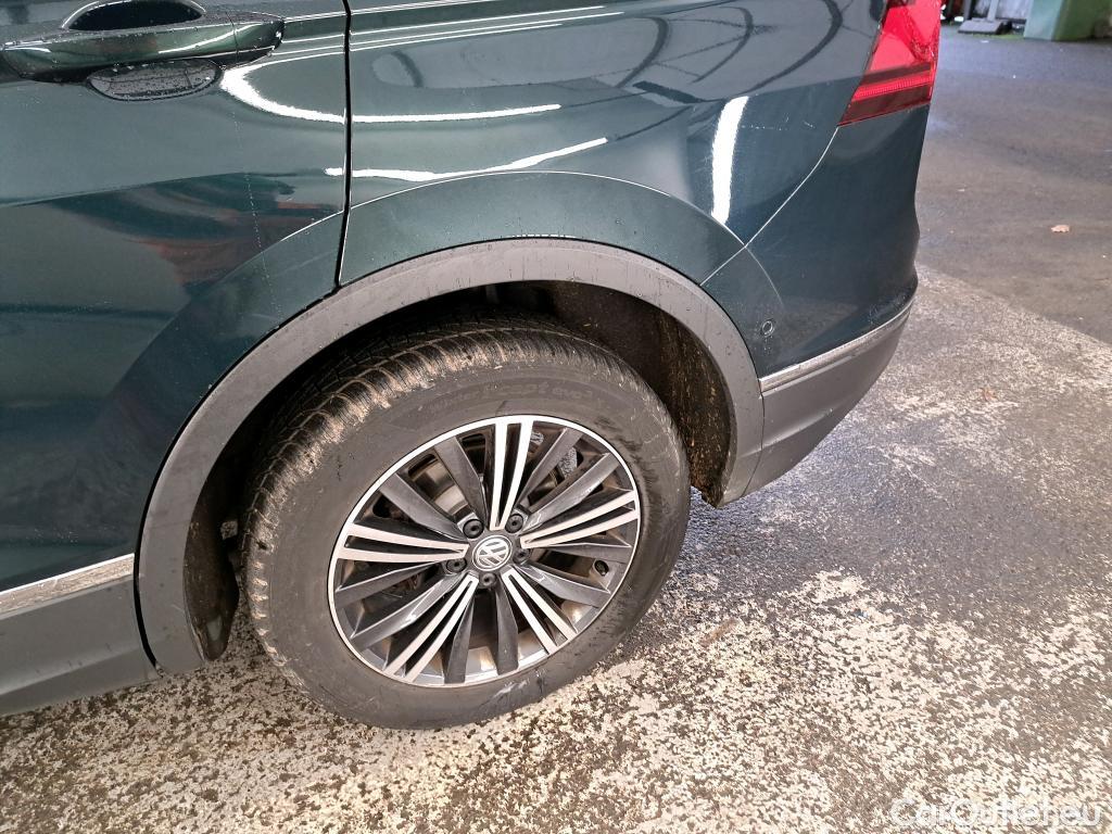  Volkswagen  Tiguan VOLKSWAGEN  Allspace / 2017 / 5P / SUV 1.5 TSI 150 EVO DSG7 Carat Exclusive #10