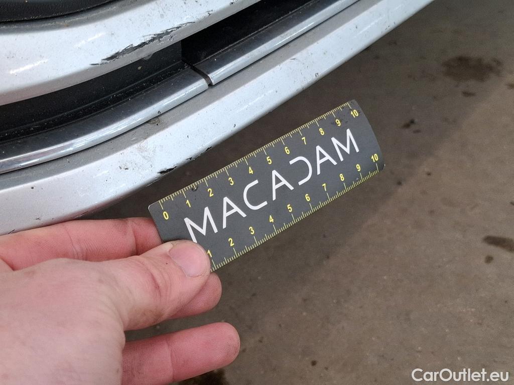  Volkswagen  Touran VOLKSWAGEN  / 2015 / 5P / monospace 1.5 TSI EVO DSG7 Carat 7 places #3