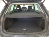  Volkswagen  Tiguan VOLKSWAGEN  / 2020 / 5P / SUV 1.5 TSI 150 DSG7 LIFE PLUS #10