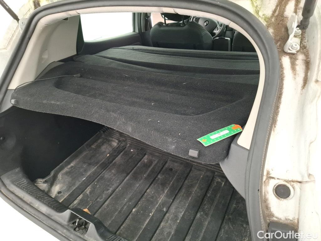  Renault  Clio  IV Air MediaNav 1.5 dCi 75CV BVM5 E6 #39