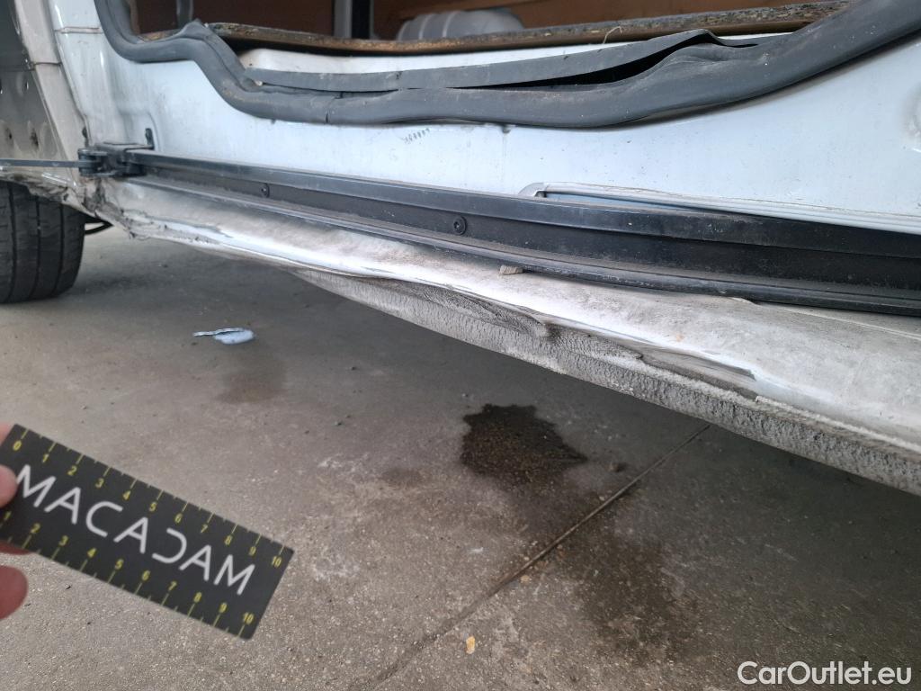  Renault  Trafic  III Fourgon L2H1 3T Confort 2.0 dCi 130CV BVM6 E6d #13