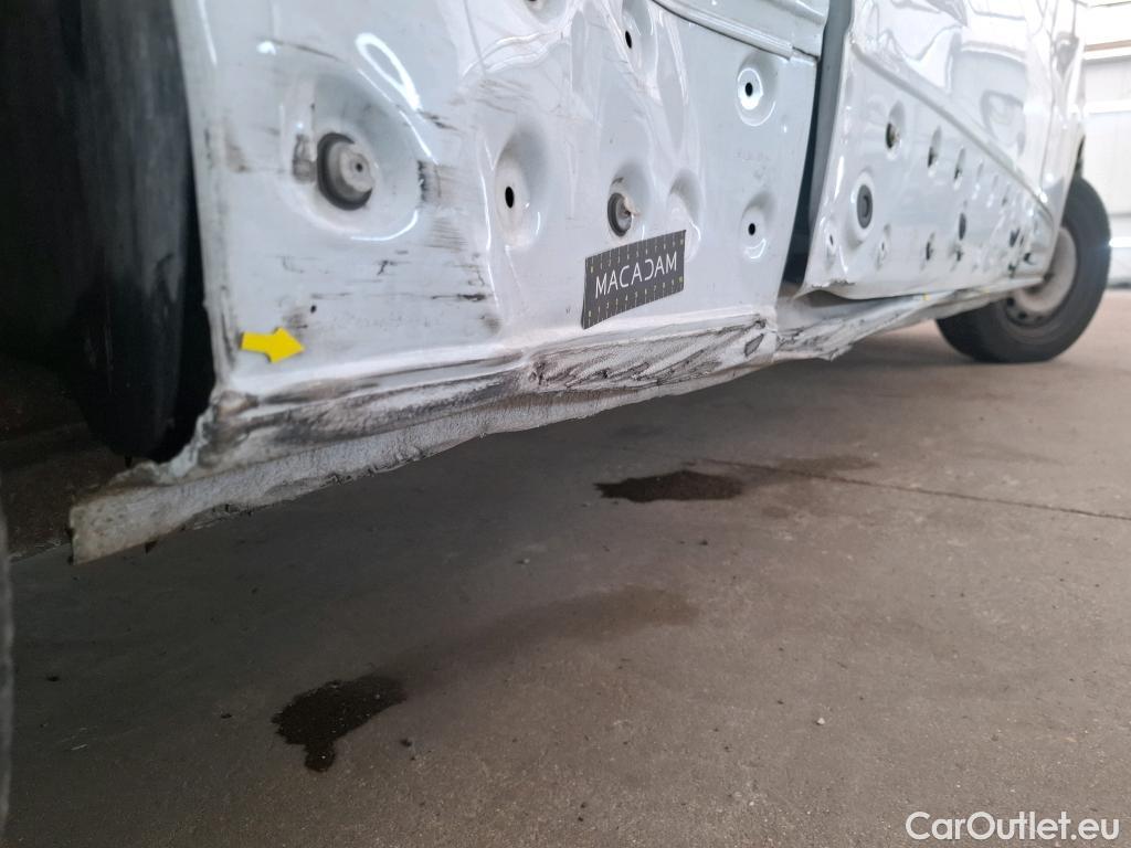  Renault  Trafic  III Fourgon L2H1 3T Confort 2.0 dCi 130CV BVM6 E6d #3