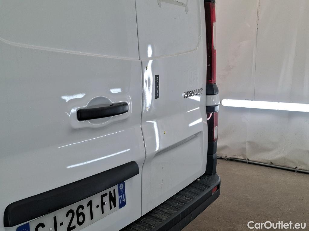  Renault  Trafic  III Fourgon L2H1 3T Confort 2.0 dCi 130CV BVM6 E6d #106