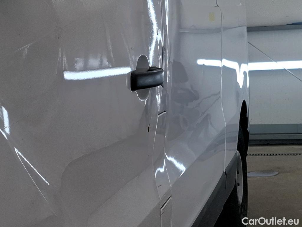  Renault  Trafic  III Fourgon L2H1 3T Confort 2.0 dCi 130CV BVM6 E6d #91