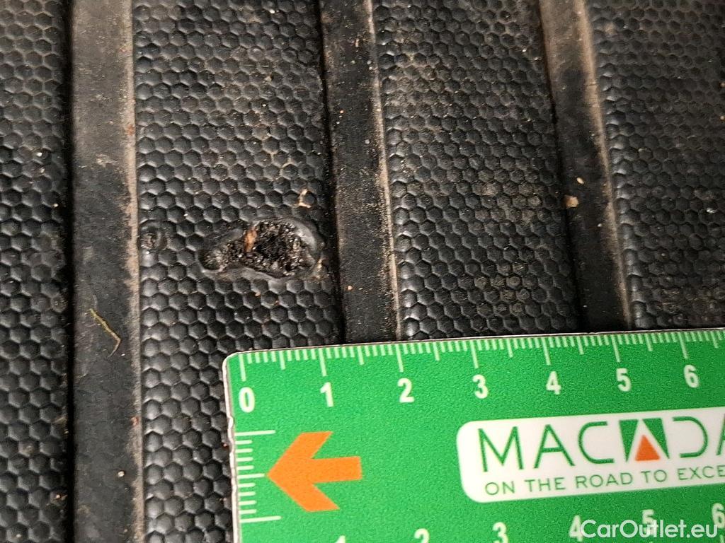  Peugeot  208  Premium 1.5 HDi 100CV BVM6 E6d #11