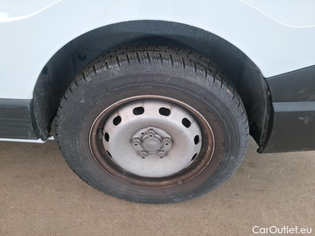  Renault  Trafic  III Fourgon L2H1 3T Confort 2.0 dCi 130CV BVM6 E6d #120