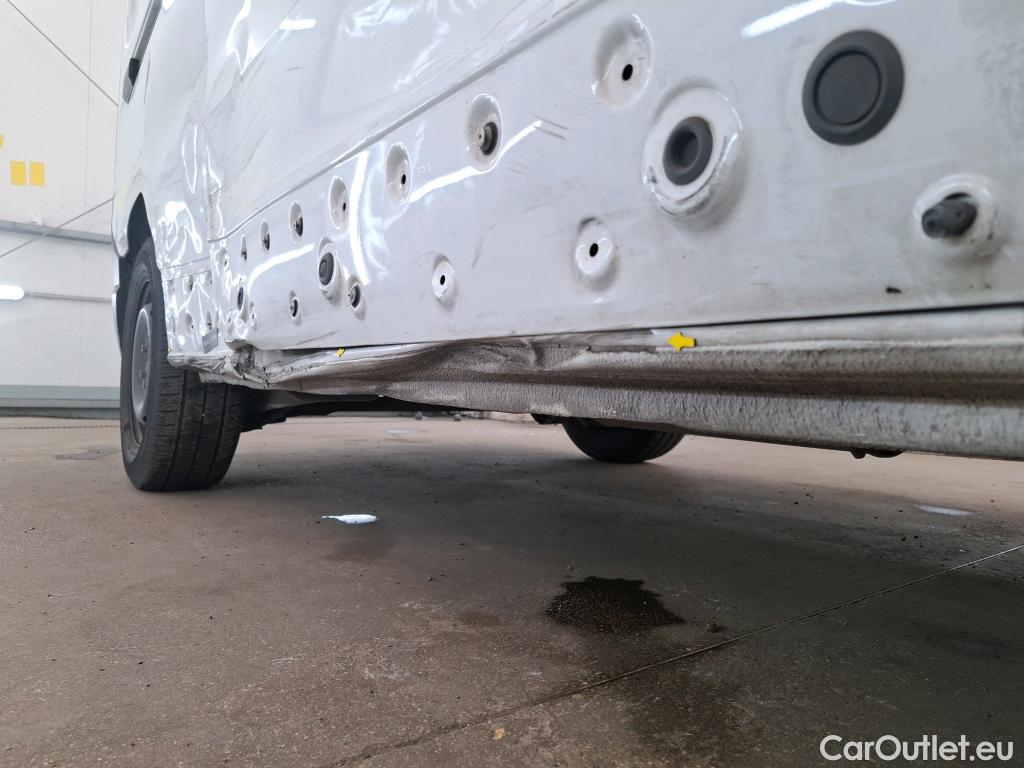  Renault  Trafic  III Fourgon L2H1 3T Confort 2.0 dCi 130CV BVM6 E6d #7