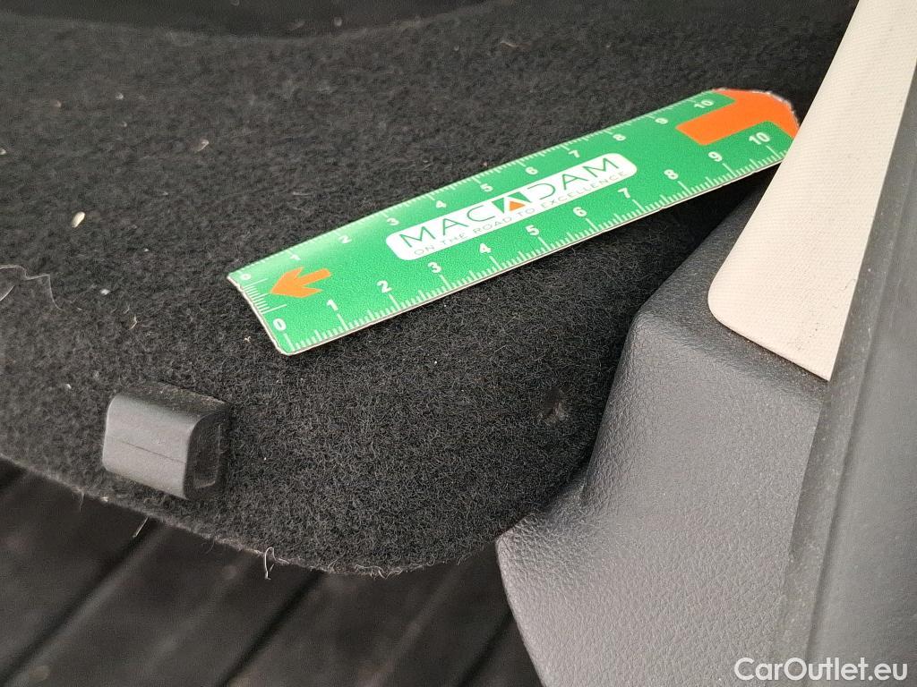  Renault  Clio  IV Air MediaNav 1.5 dCi 75CV BVM5 E6 #40