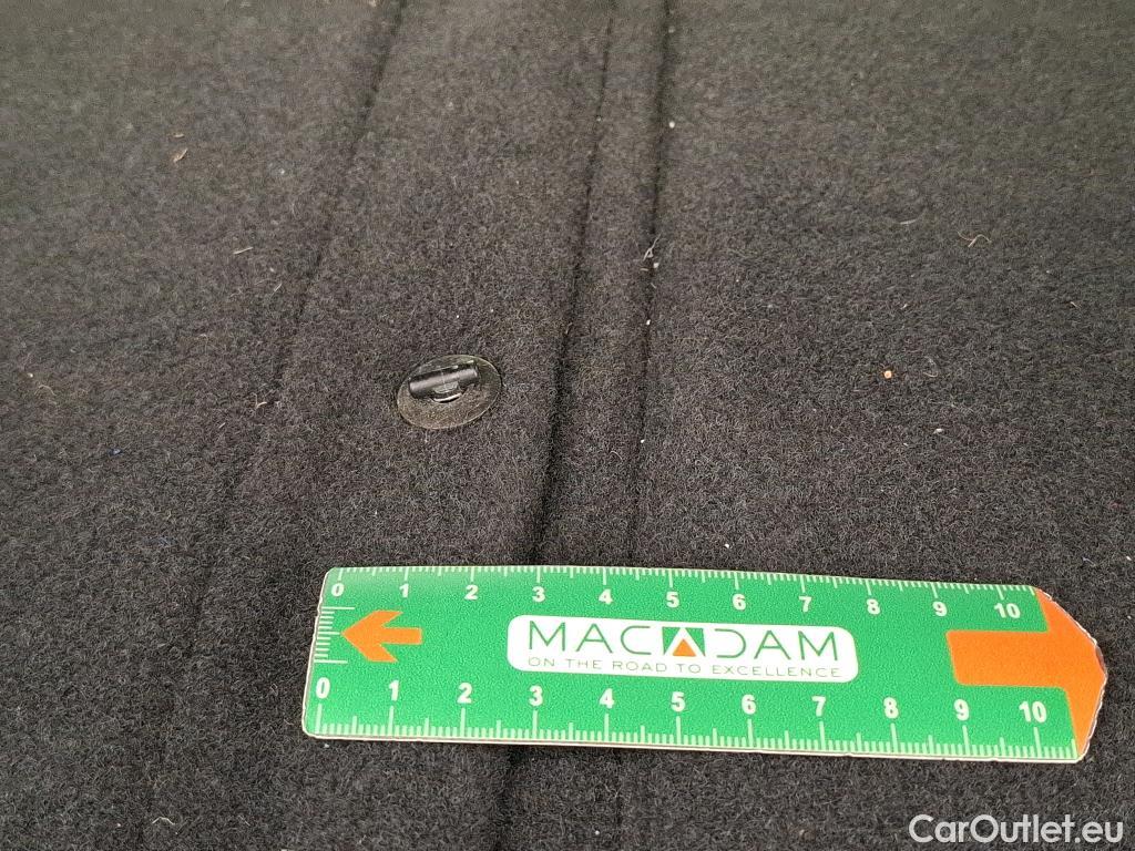  Renault  Clio  IV Air MediaNav 1.5 dCi 75CV BVM5 E6 #44