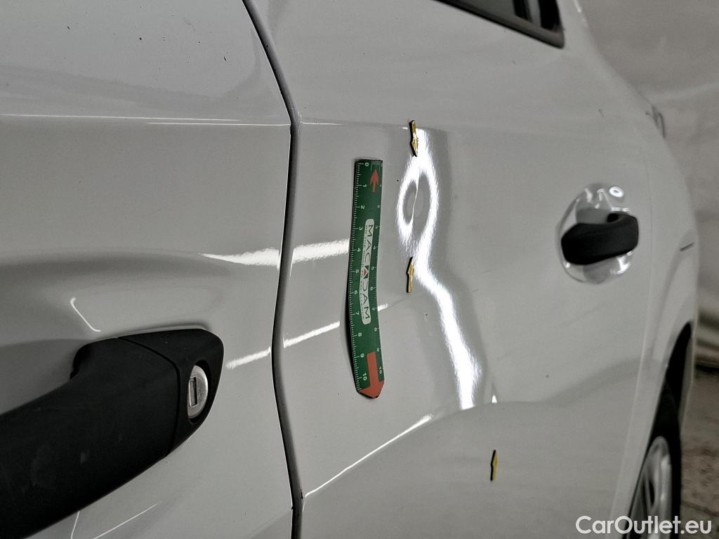  Peugeot  208  Premium 1.5 HDi 100CV BVM6 E6d #2