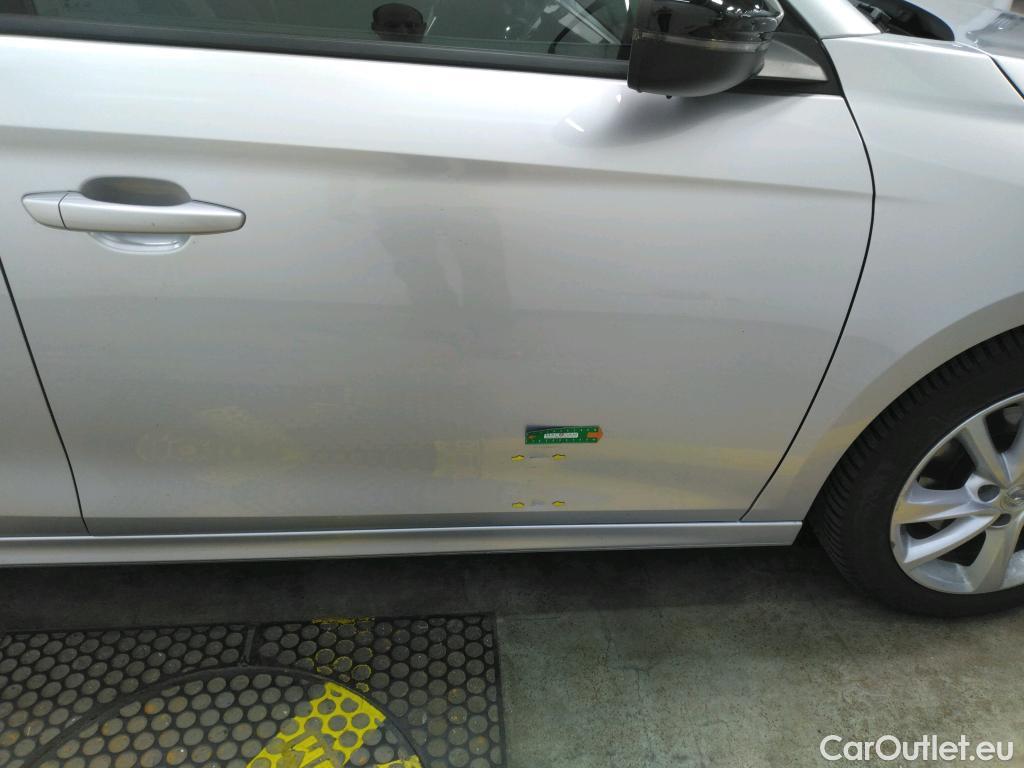  Opel  Corsa  F Elegance Business 1.2 Turbo 100CV BVM6 E6d / TRANSFO VP/VF #1