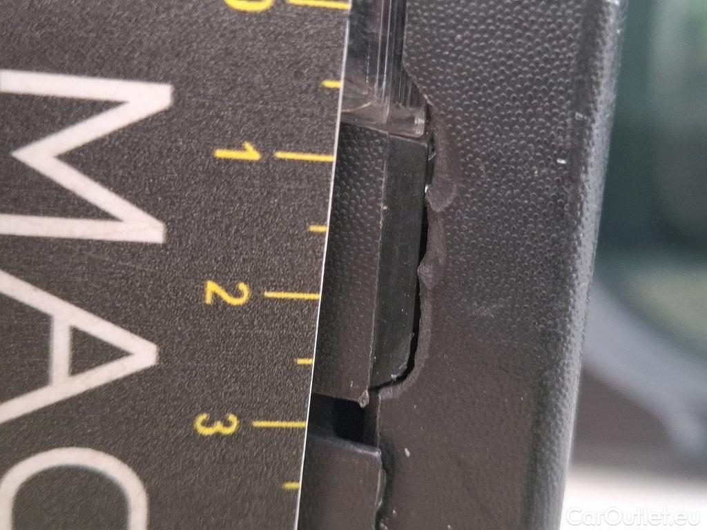  Renault  Trafic  III Fourgon L2H1 3T Confort 2.0 dCi 130CV BVM6 E6d #99