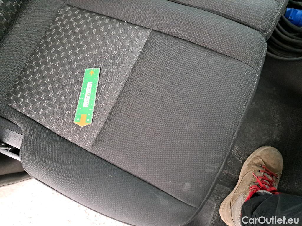  Ford  Transit FORD  Custom VU 4p Fourgon 2.0 ECOBLUE 105 300 L1H2 TREND BUSINESS #19