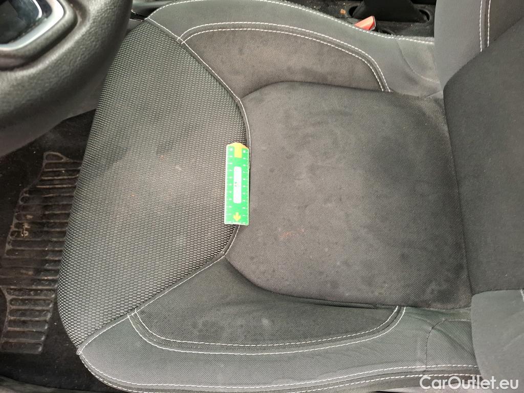  Renault  Clio  IV Air MediaNav 1.5 dCi 75CV BVM5 E6 #42