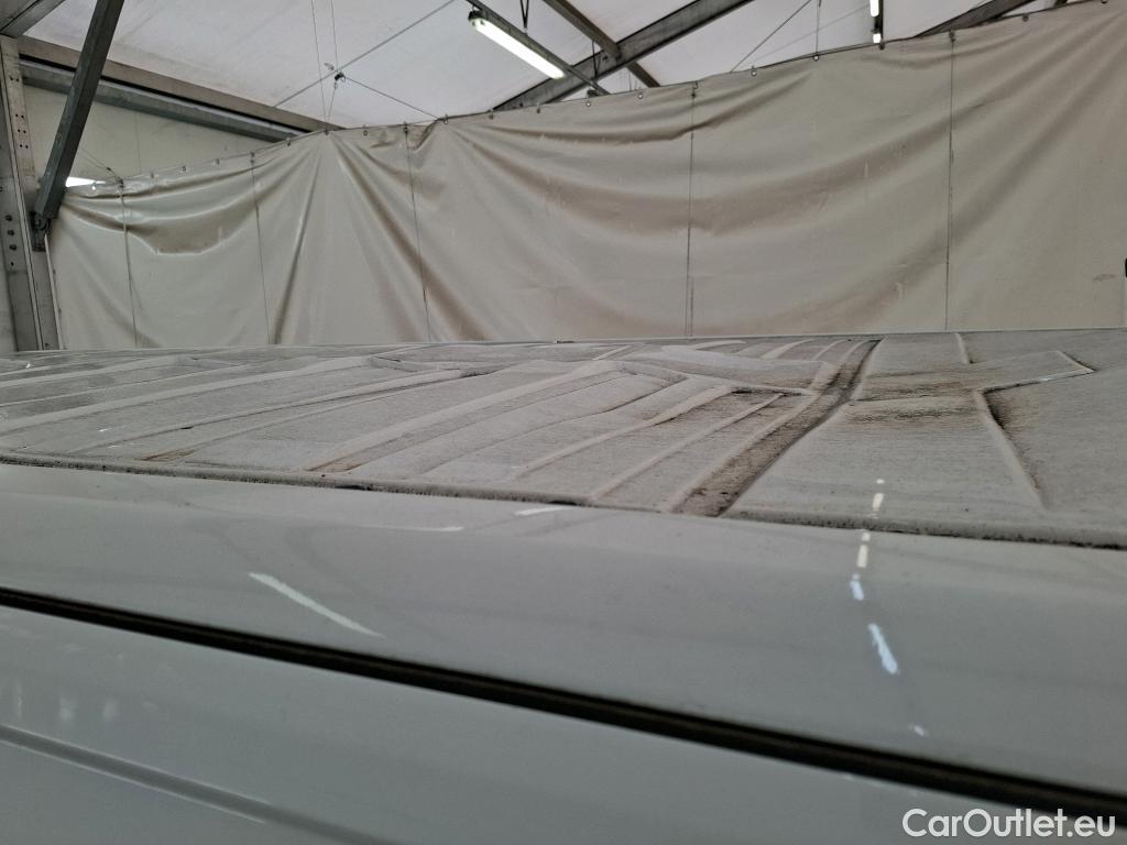  Renault  Trafic  III Fourgon L2H1 3T Confort 2.0 dCi 130CV BVM6 E6d #46