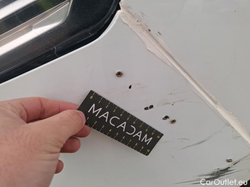  Renault  Trafic  III Fourgon L2H1 3T Confort 2.0 dCi 130CV BVM6 E6d #54