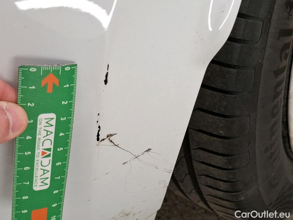  Renault  Clio  IV Air MediaNav 1.5 dCi 75CV BVM5 E6 #16