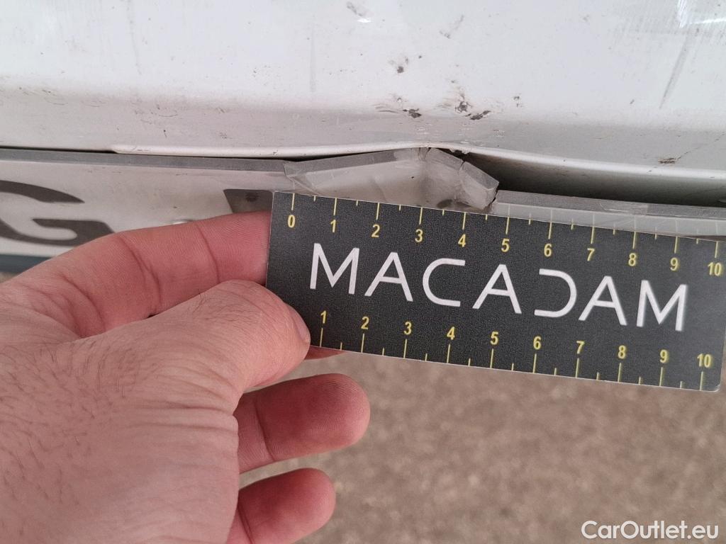  Renault  Trafic  III Fourgon L2H1 3T Confort 2.0 dCi 130CV BVM6 E6d #59