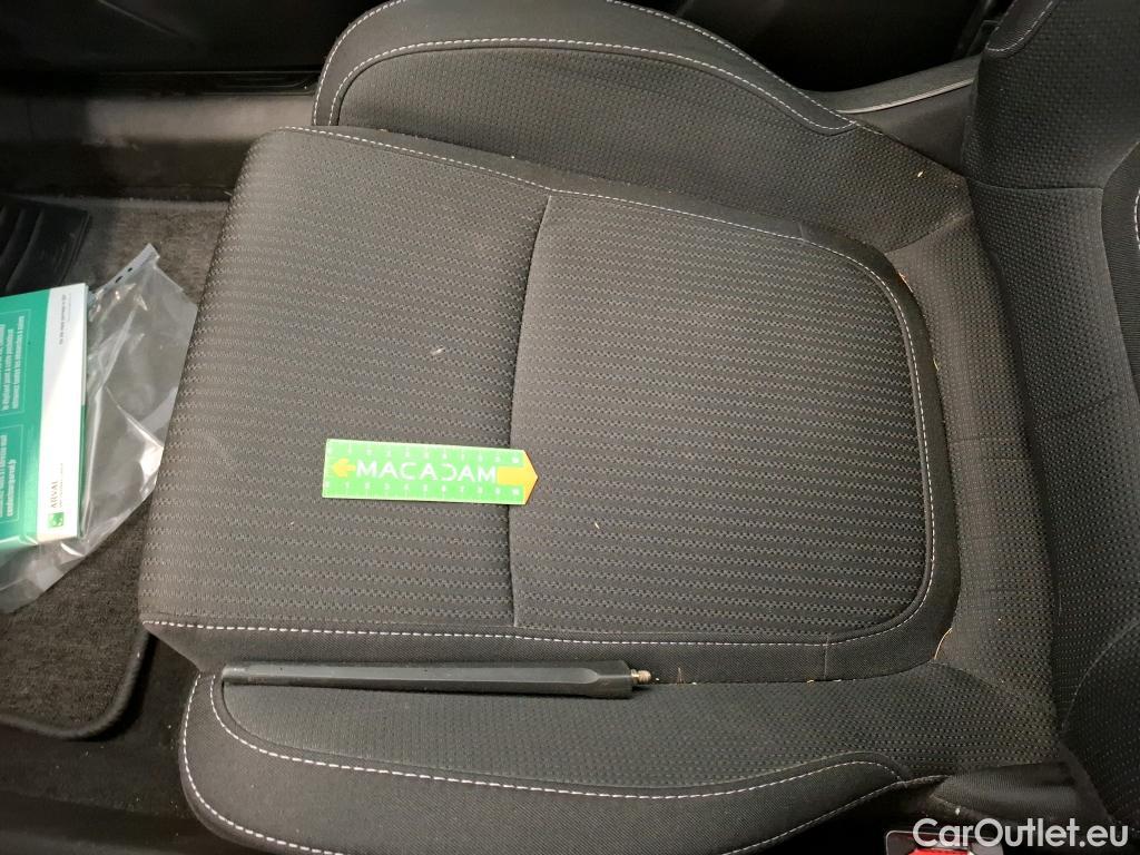  Renault  Megane  IV Berline 5 ptes. Business 1.0 TCe 115CV BVM6 E6d #7