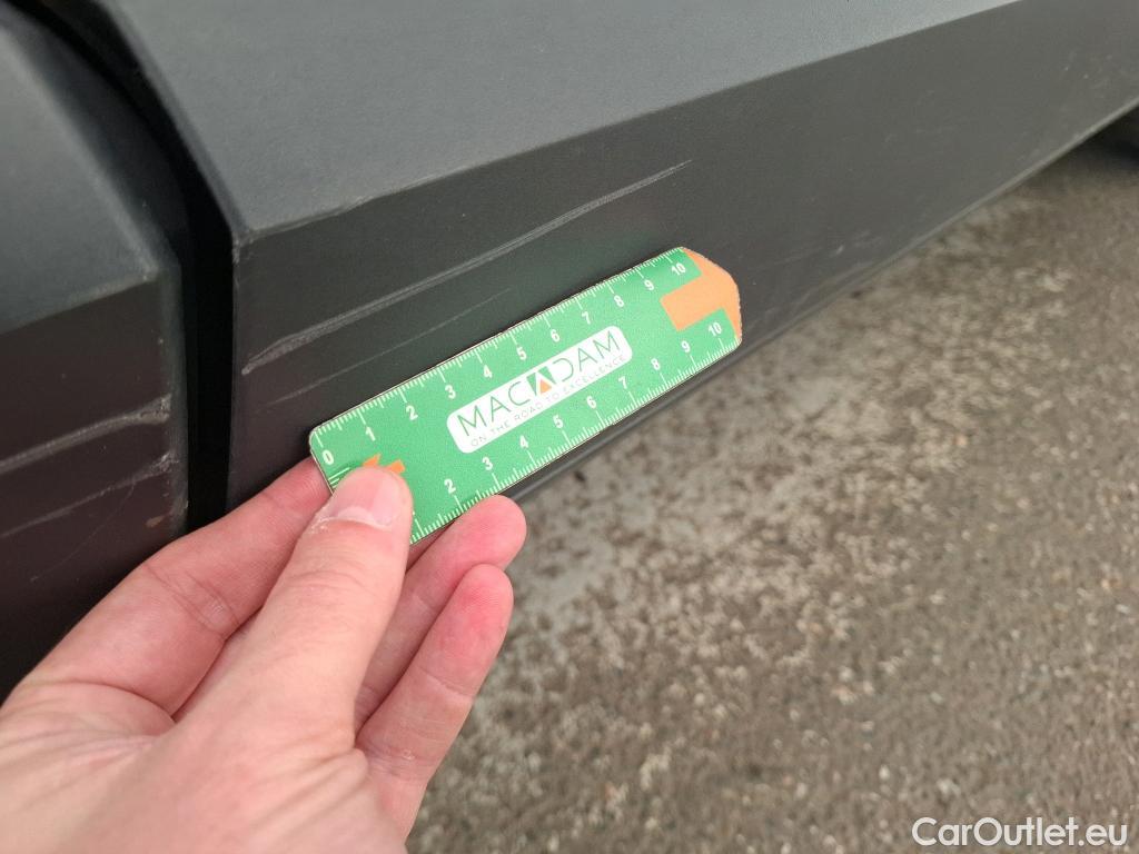  Toyota  C-HR TOYOTA  / 2016 / 5P / SUV 1.8 Hybride 122 Dynamic Business Stage A #24