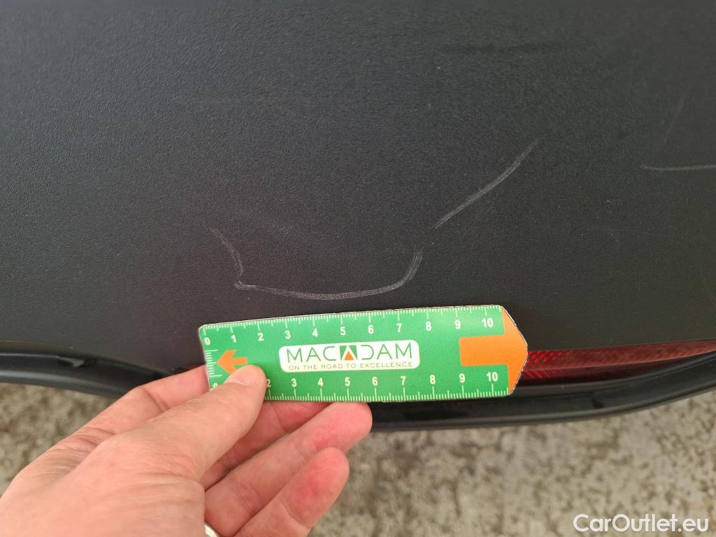  Toyota  C-HR TOYOTA  / 2016 / 5P / SUV 1.8 Hybride 122 Dynamic Business Stage A #27