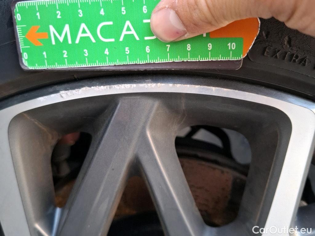  Hyundai  Konna HYUNDAI Kona / 2020 / 5P / SUV 1.6 HYBRID 141 EXECUTIVE HEV #5