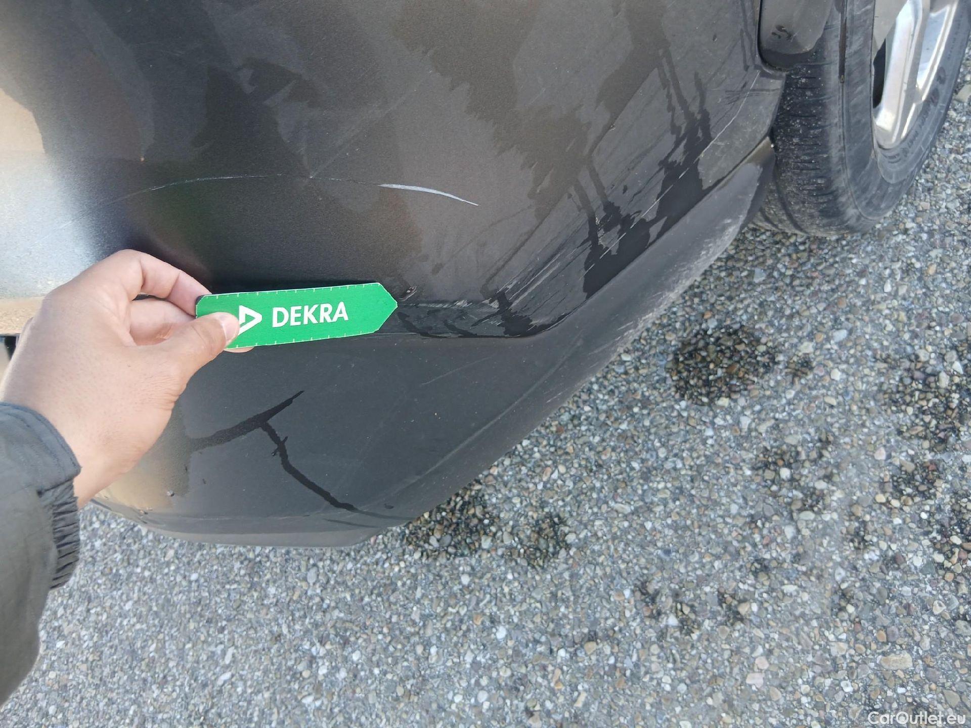  Toyota  RAV4 TOYOTA  / 2018 / 5P / todoterreno 2.5l 220H Advance #24