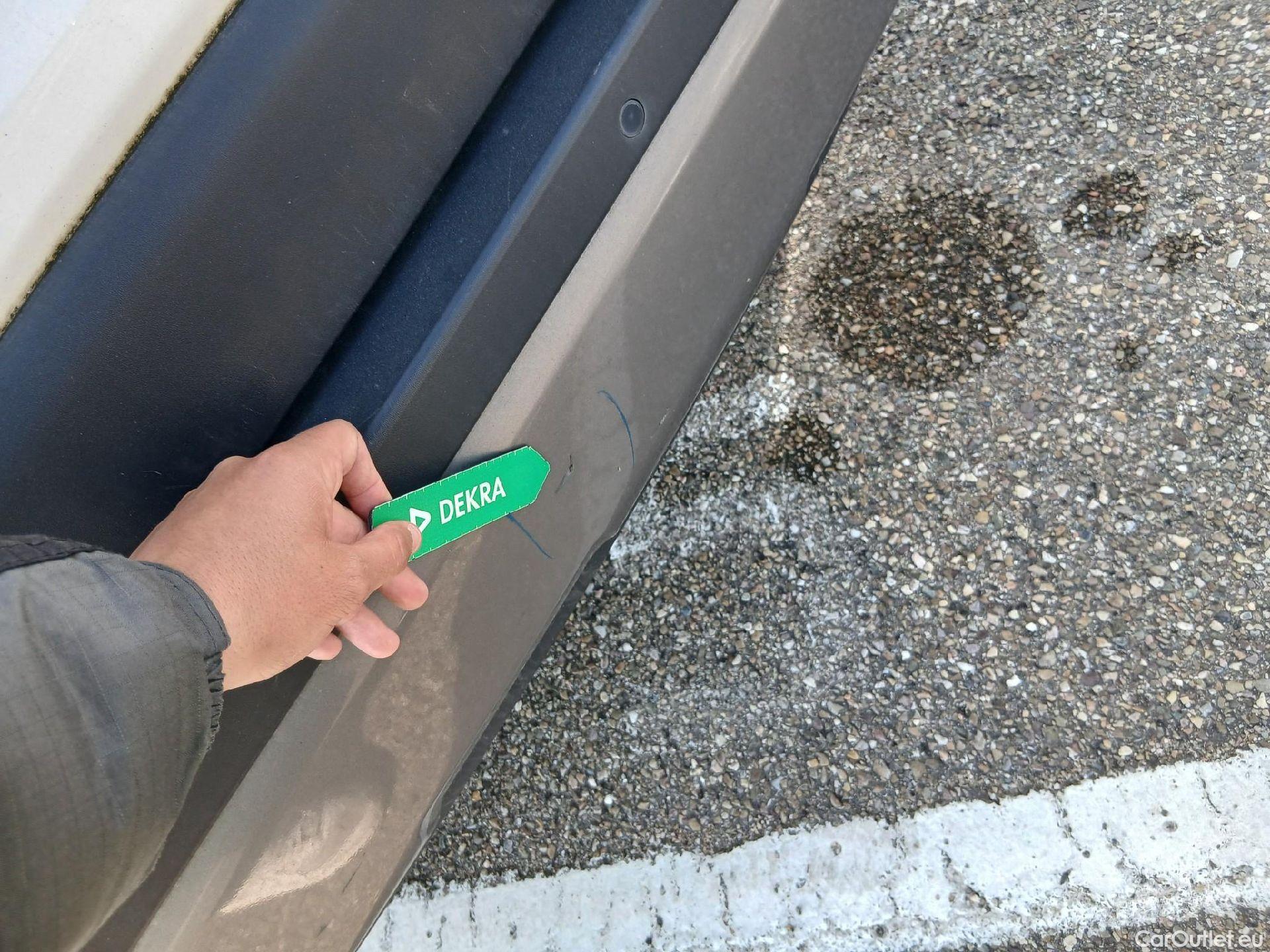  Toyota  RAV4 TOYOTA  / 2018 / 5P / todoterreno 2.5l 220H Advance #10