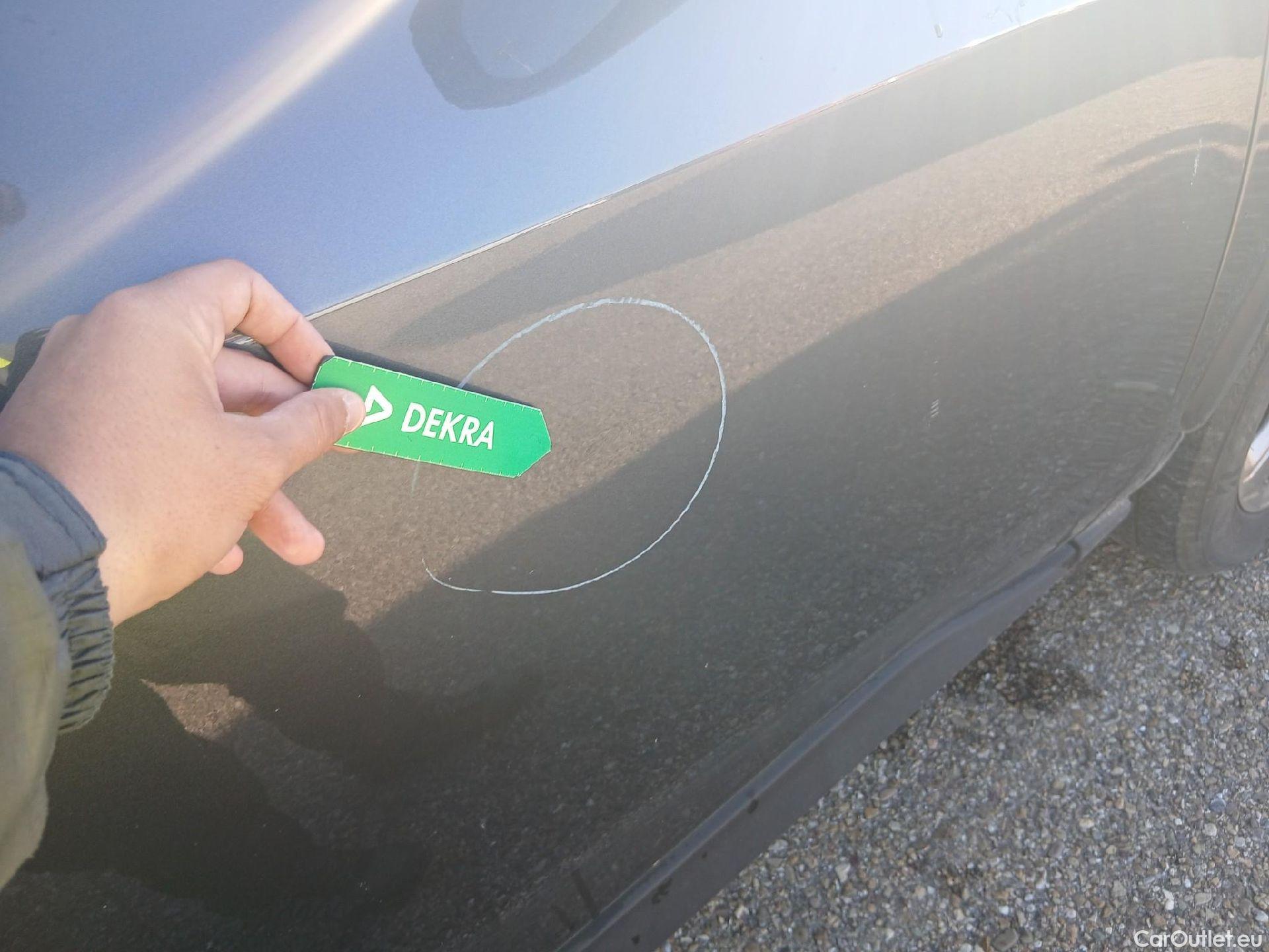  Toyota  RAV4 TOYOTA  / 2018 / 5P / todoterreno 2.5l 220H Advance #27